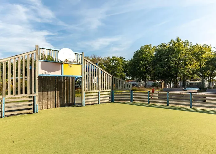 M.home Acces F012 2chbr/5pers La Boissiere-de-Montaigu